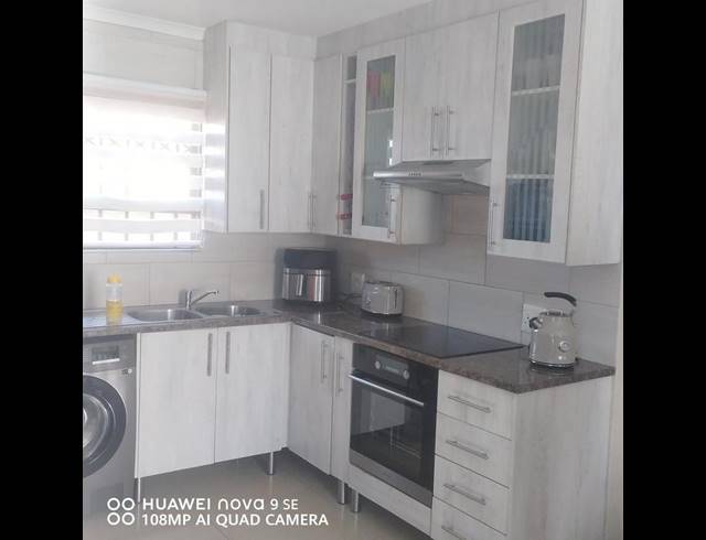 3 BEDROOM HOUSE FOR SALE IN DAWN PARK EXT